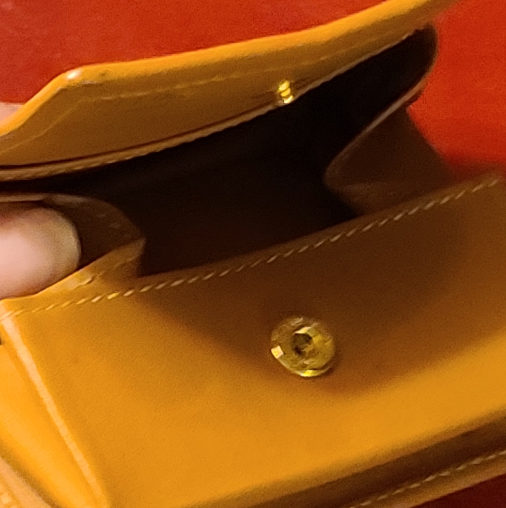Celine authentic  Coin purse - Picture 10 of 16